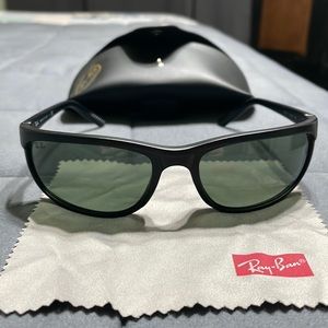 Ray-Ban RB2027